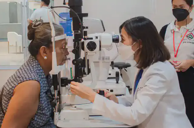 /images/v2/services/EYE CENTER.jpg